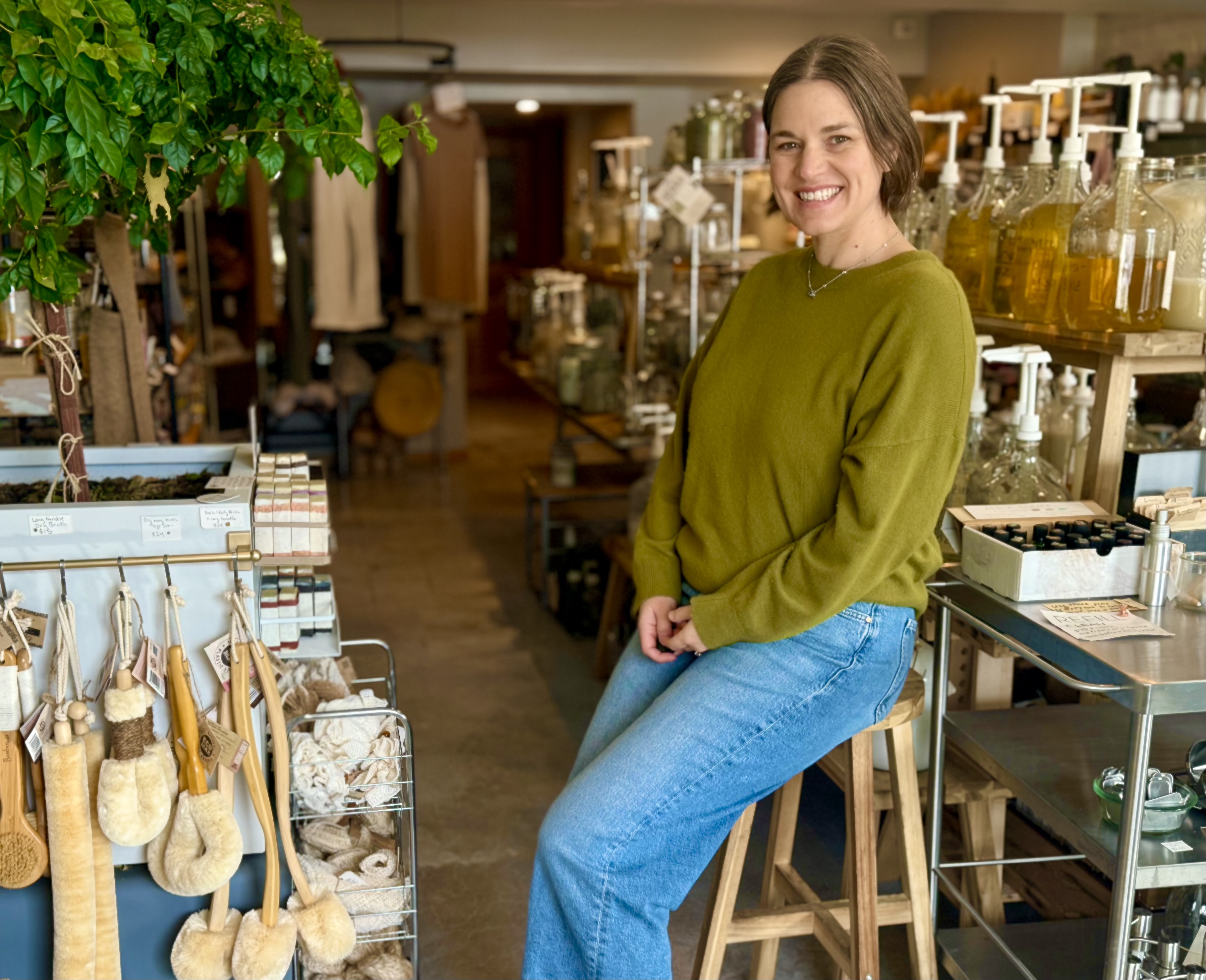 Leigh Neary inside Exist Green's Dundee refill market