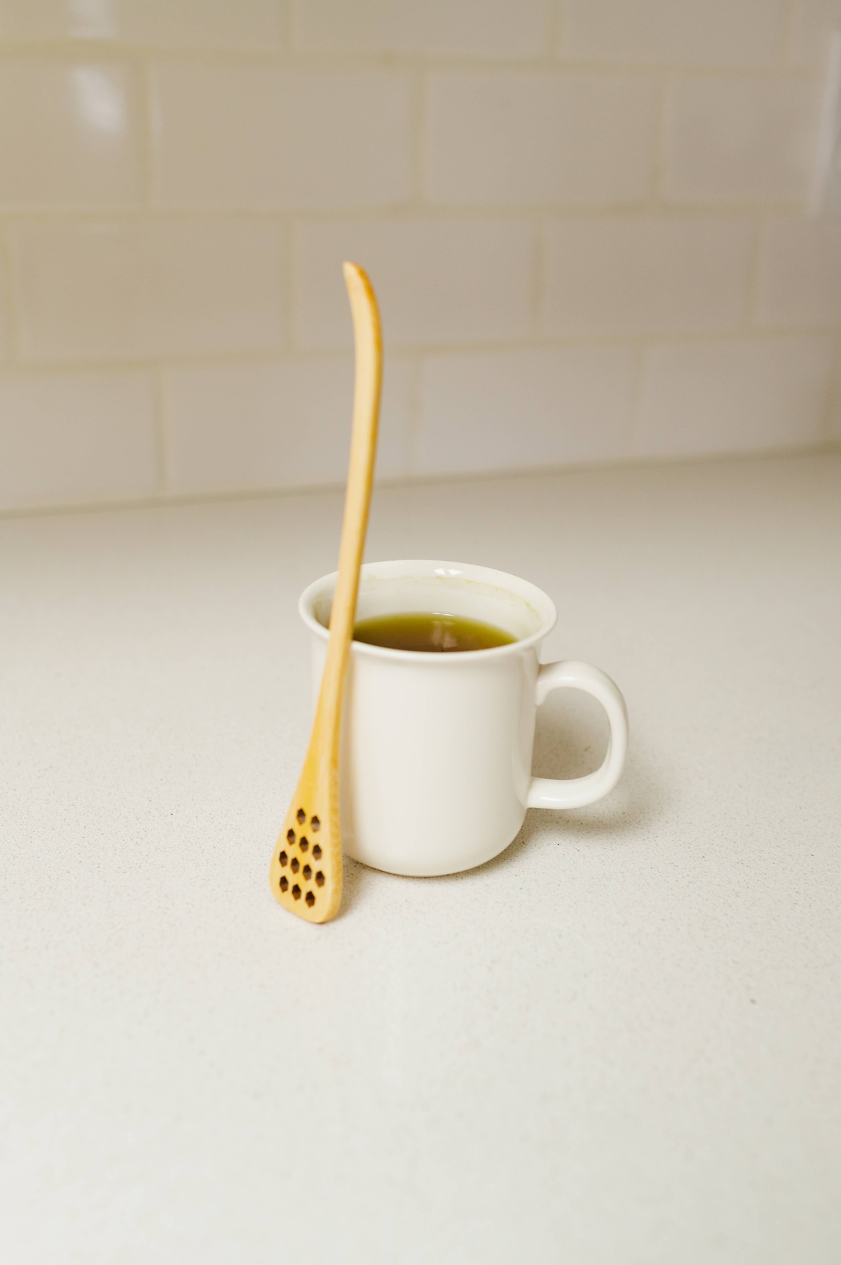 Bamboo Switch – Bamboo Honey Dipper Spoon CTBMBSWHND Bamboo Switch - Bamboo Honey Dipper Spoon plastic-free - image 4