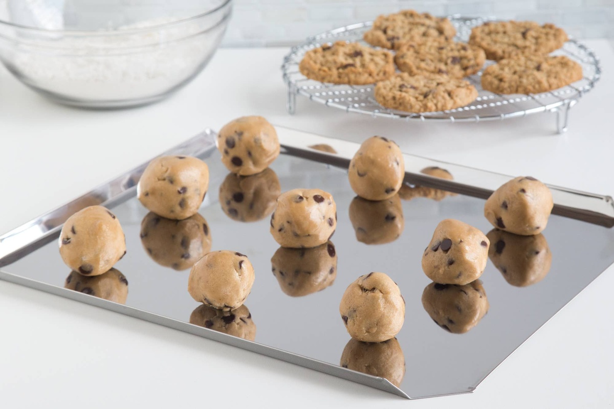 Fox Run Brands – Stainless Steel Cookie Sheet, 12″ x 14″ 030734048528 Fox Run Brands - Stainless Steel Cookie Sheet, 12" x 14" sleek stainless steel - image 3