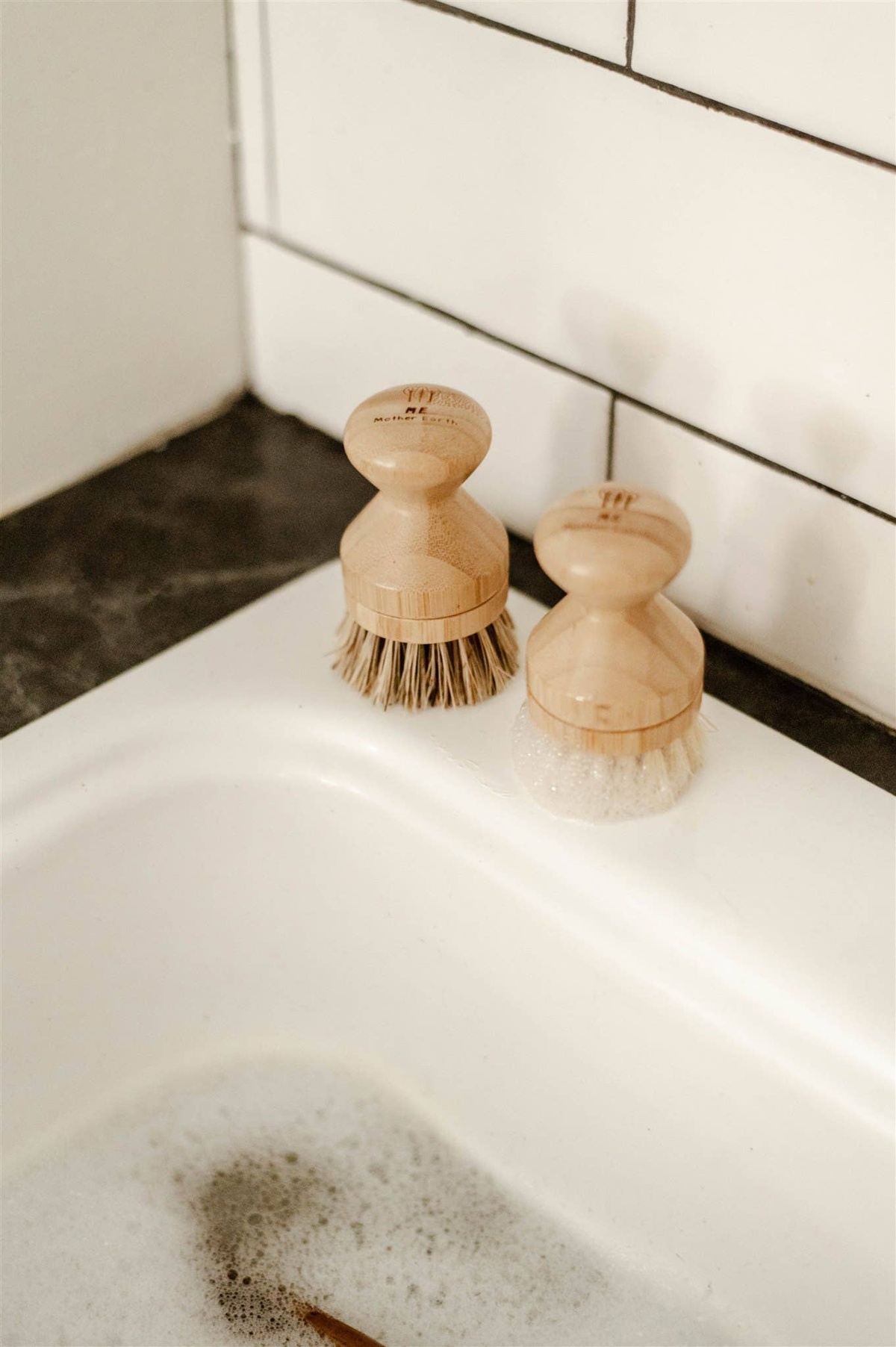 Me Mother Earth – Modular “Refillable” Bamboo Hand Brush – Screw-On Me Mother Earth - Modular "Refillable" Bamboo Hand Brush - Screw-On zero-waste - image 6