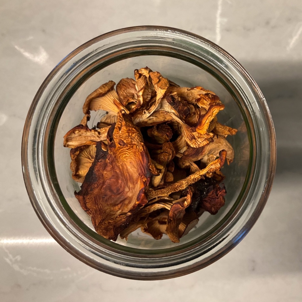 exist green Mushrooms, Chanterelles, House-Dried ($31.5/oz)