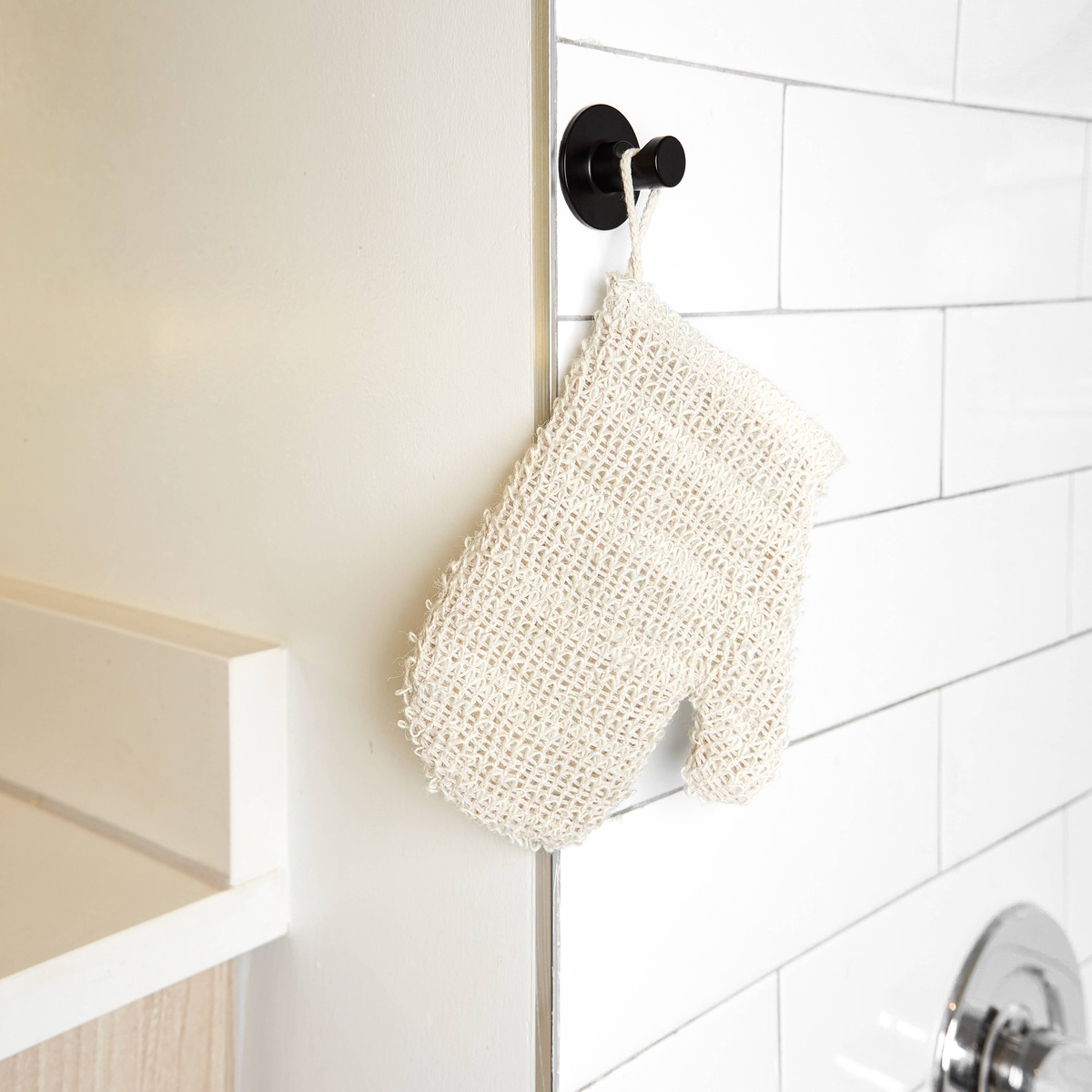 Bamboo Switch – Sisal Exfoliating Shower Mitt 850011719503 Bamboo Switch - Sisal Exfoliating Shower Mitt sisal fiber - image 6
