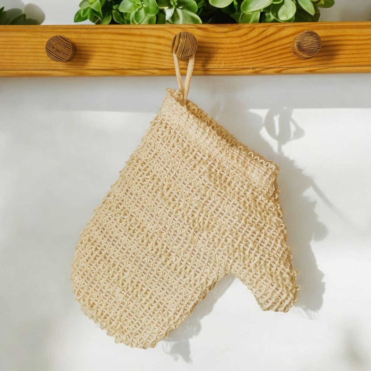 Bamboo Switch – Sisal Exfoliating Shower Mitt 850011719503 Bamboo Switch - Sisal Exfoliating Shower Mitt sisal fiber - image 5