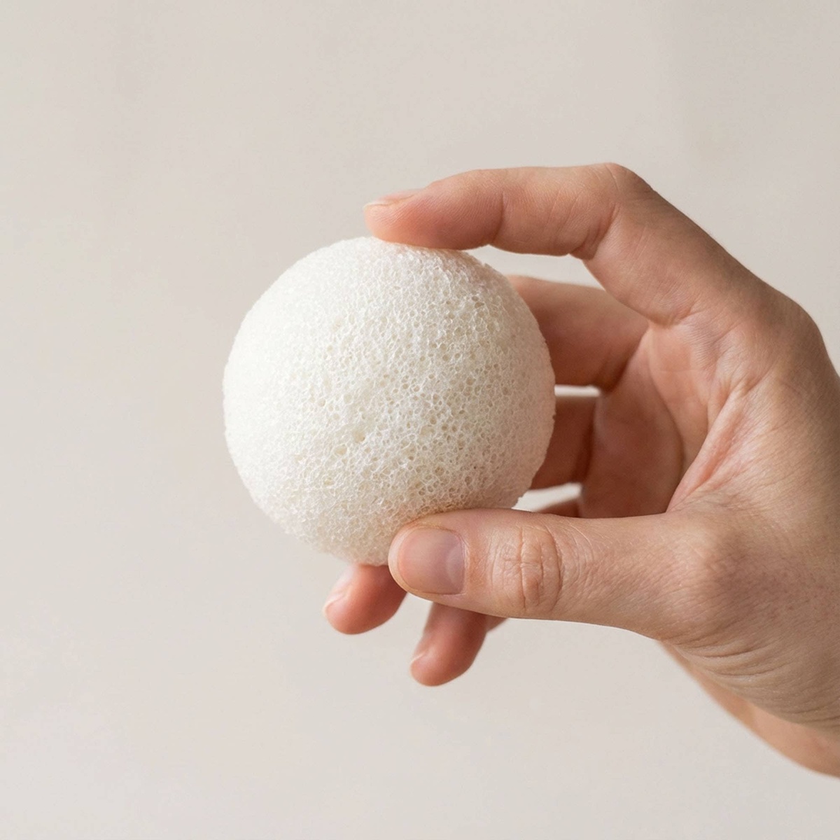 Bamboo Switch - Natural Konjac Facial Cleansing Sponge pure konjac vegetable fibers