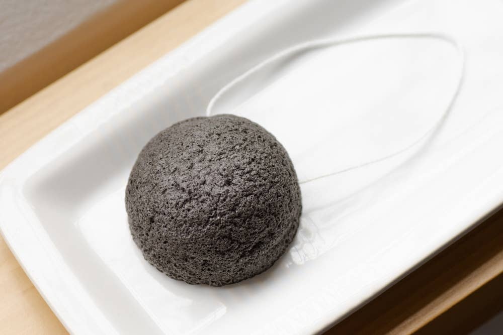 NO TOX LIFE™ – Charcoal Facial Konjac Sponge TBSCHARCSPONGE NO TOX LIFE™ - Charcoal Facial Konjac Sponge konnyaku root fiber - image 4