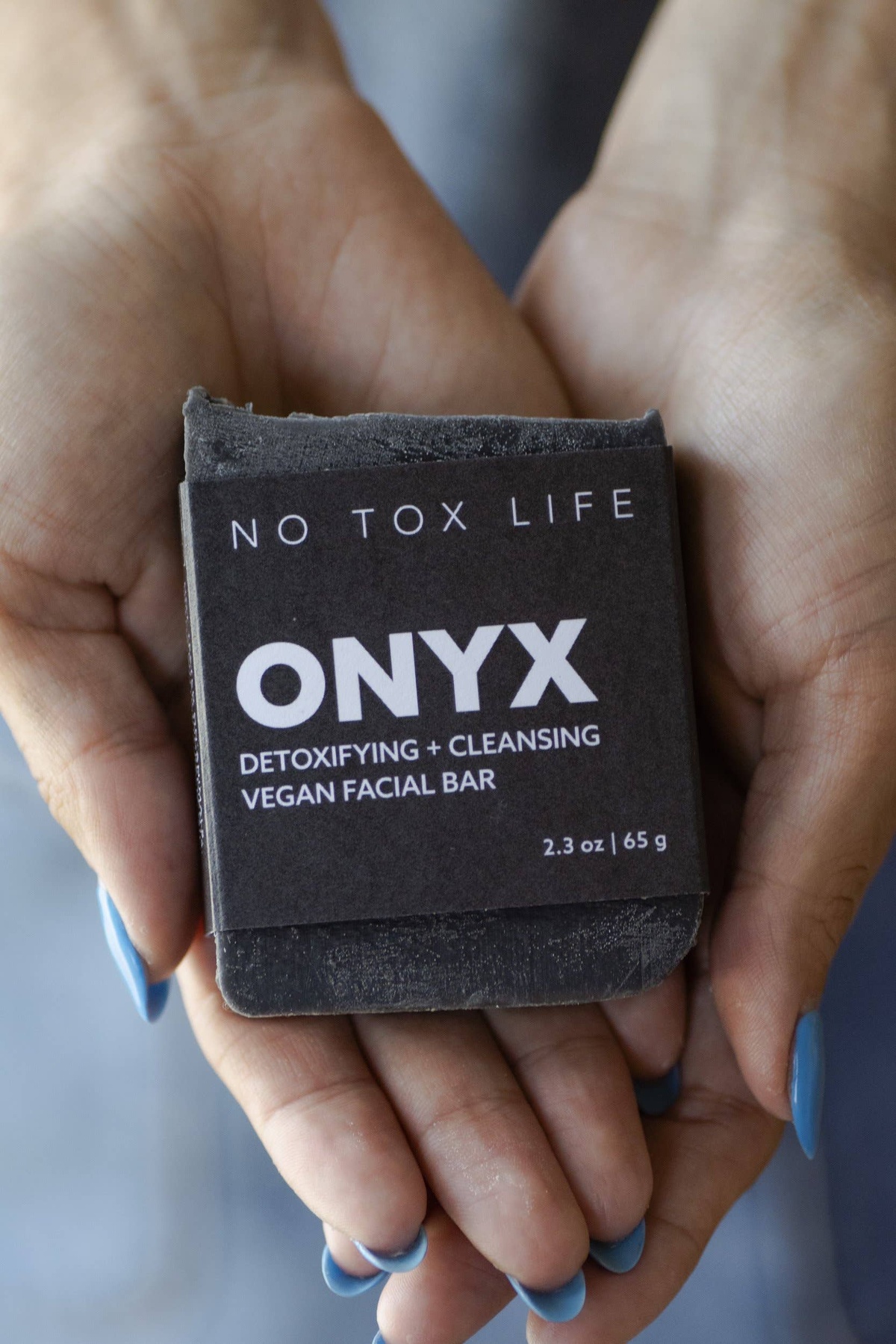 NO TOX LIFE™ – SOLIDSILK® ONYX – Facial Cleansing Bar 850004270059 NO TOX LIFE™ - SOLIDSILK® ONYX - Facial Cleansing Bar hydrating mango - image 4