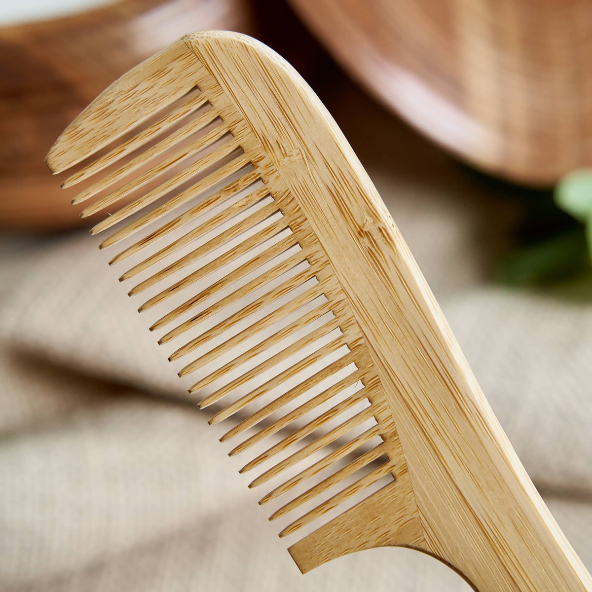 Bamboo Switch – Bamboo Handled Comb 850011719954 Bamboo Switch - Bamboo Handled Comb plastic-free - image 3