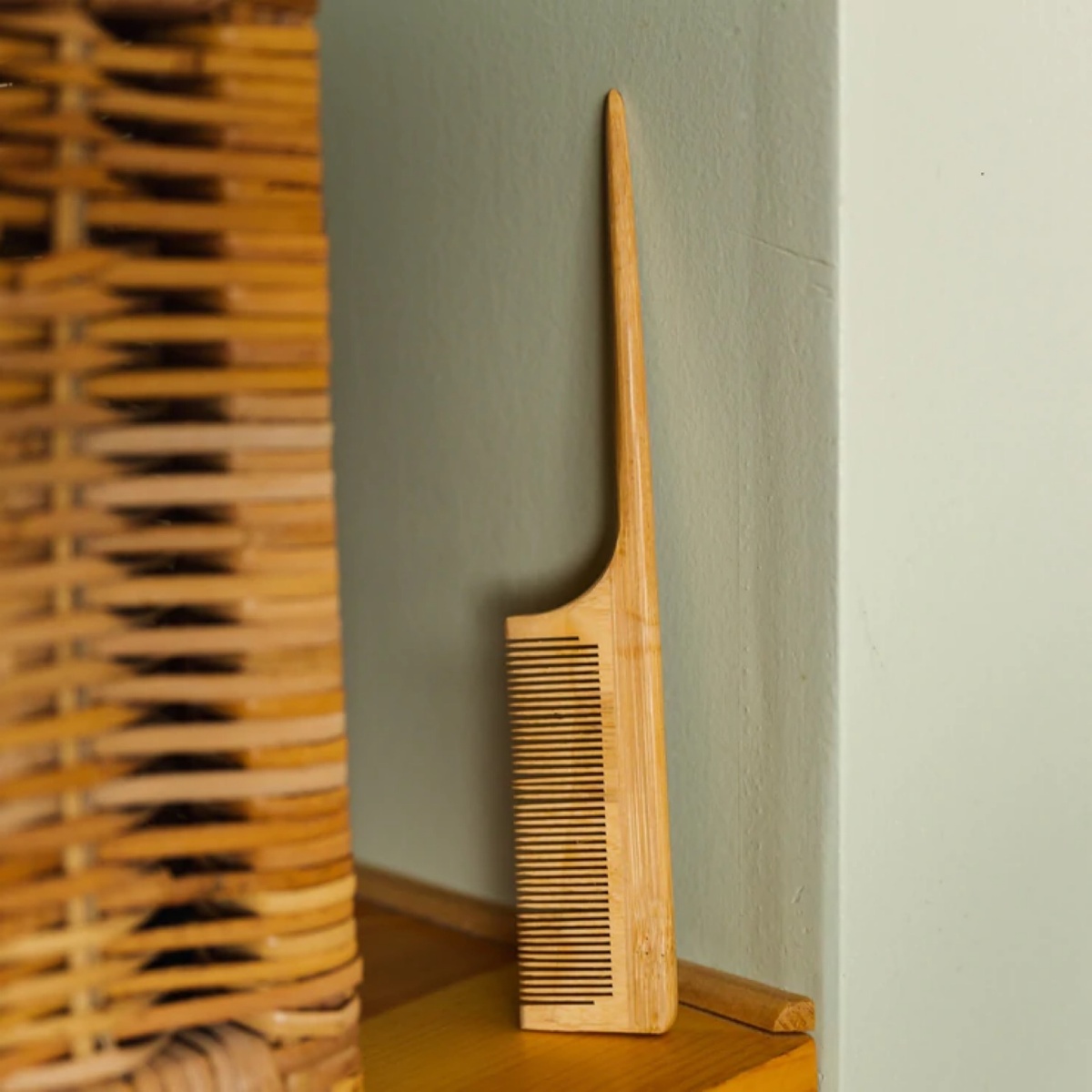 Bamboo Switch - Bamboo Styling Comb plastic-free - image 4