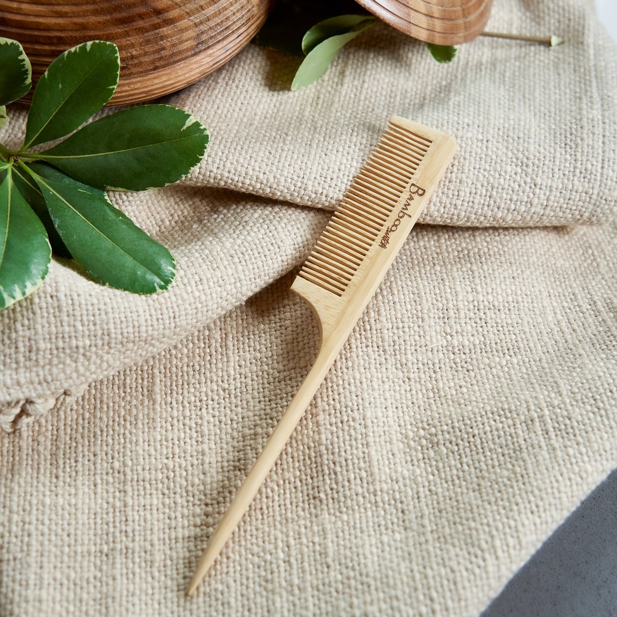 Bamboo Switch - Bamboo Styling Comb plastic-free