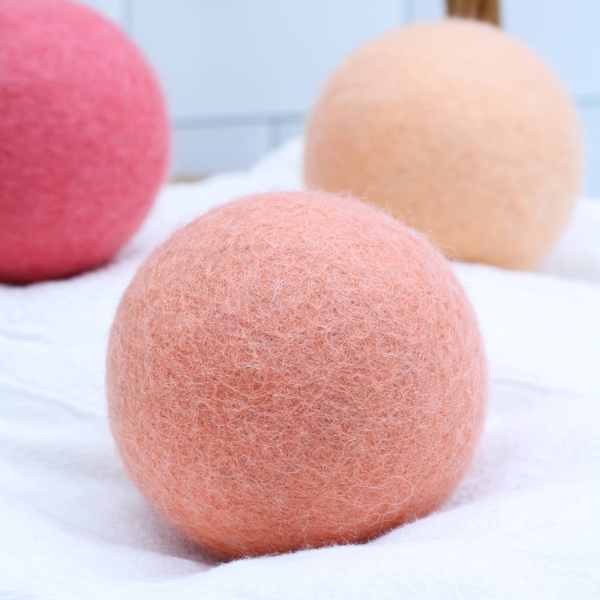 Friendsheep – Wool Dryer Ball (3-Pack and 6-Pack Sets) Friendsheep - Wool Dryer Ball (3-Pack and 6-Pack Sets) cruelty-free certified wool - image 9