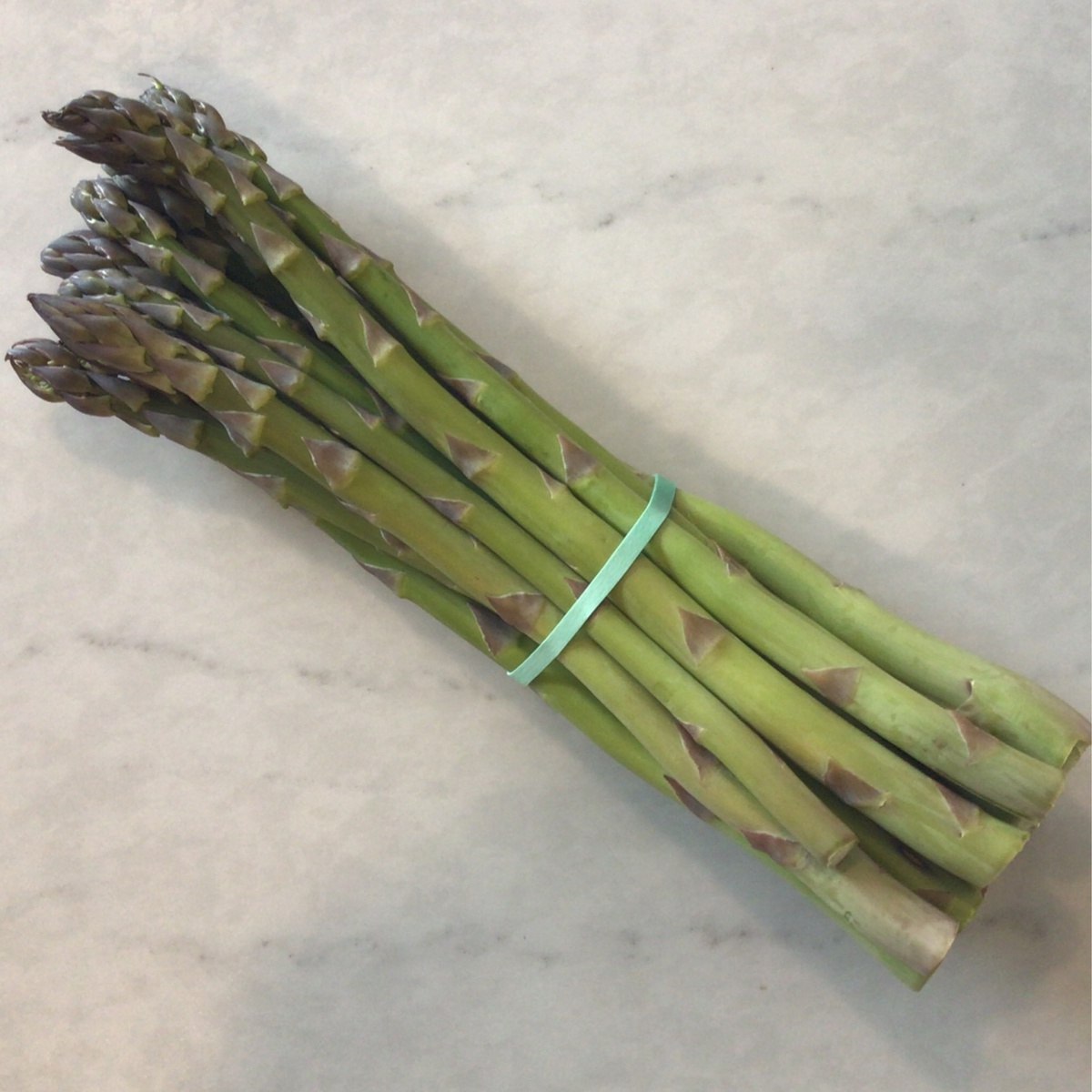 Sunny Seven Farms Asparagus (per bunch)