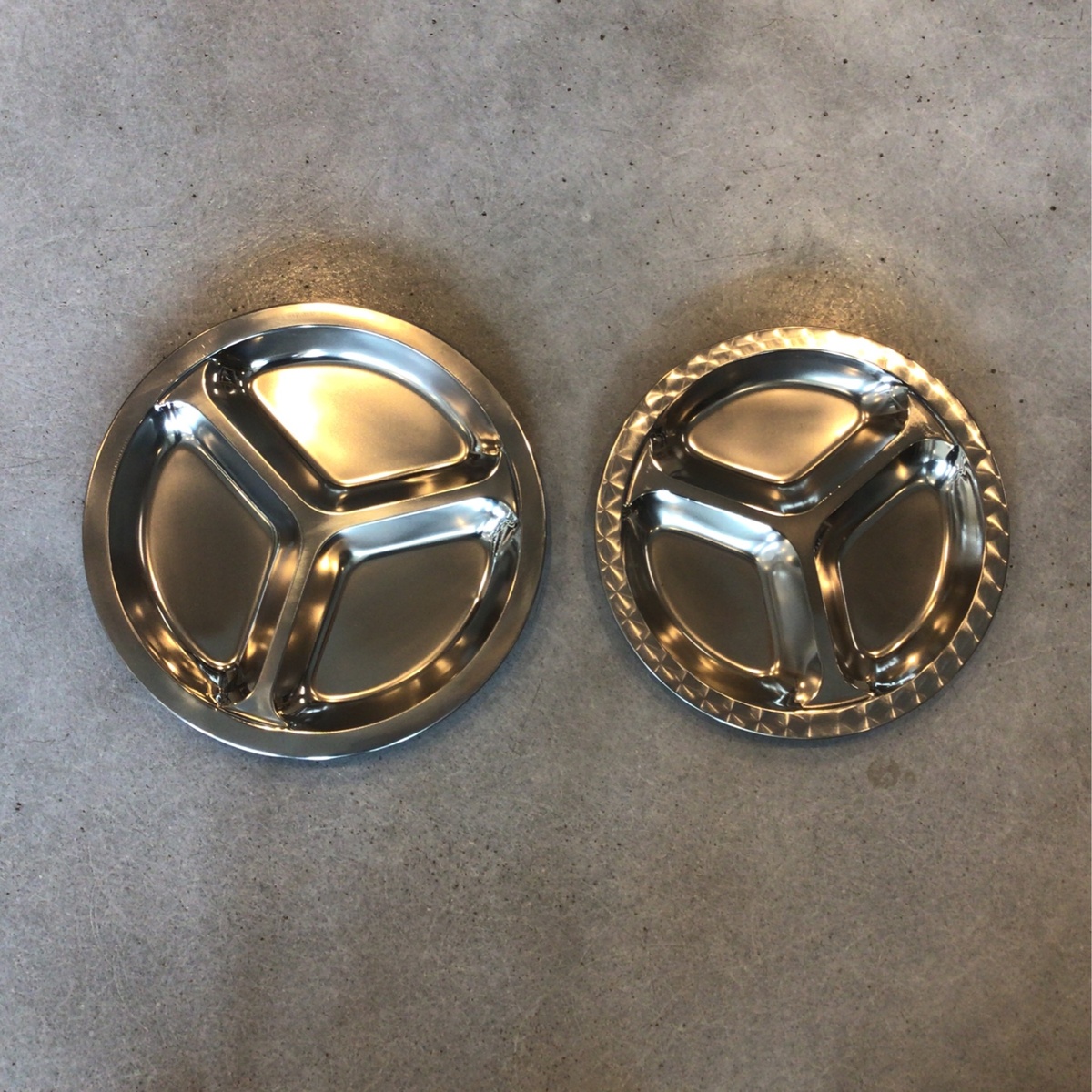 Onyx - Stainless Steel Divided Plates - image 2