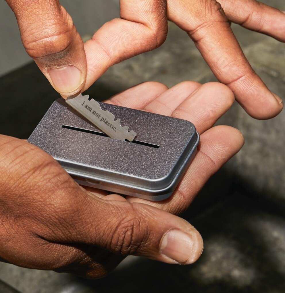 Leaf Shave - Blade Recycling Tin