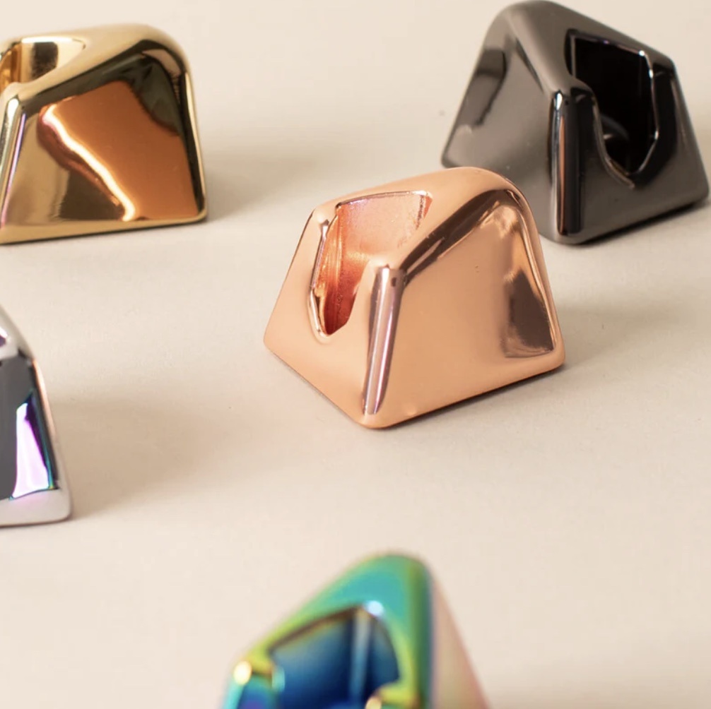 Leaf Shave - Solid Metal Stand for Leaf Razors