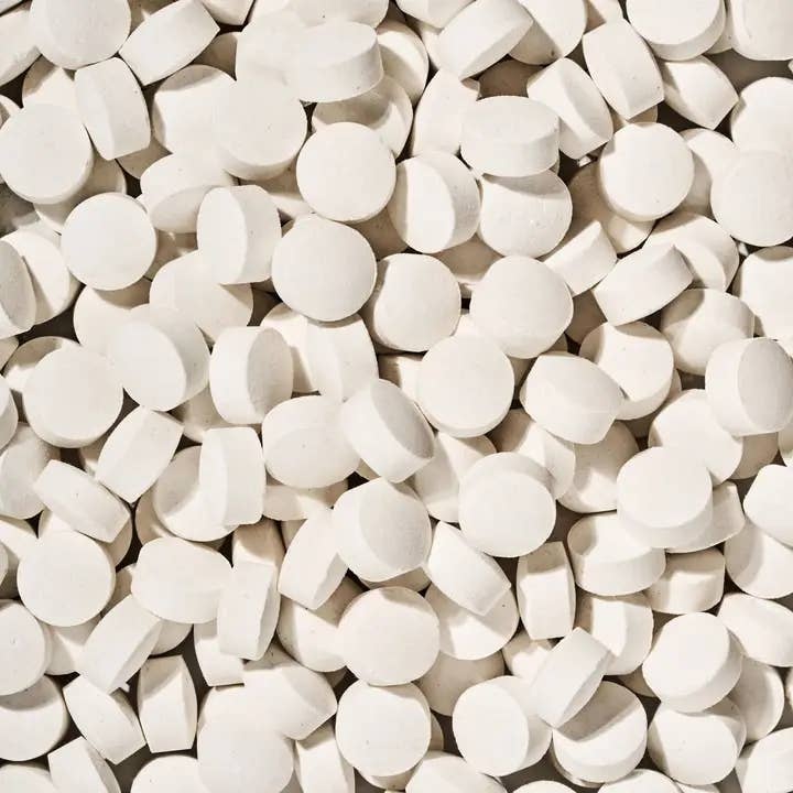 Huppy - Sugar-Free Breath Mints ($2.3/oz) xylitol