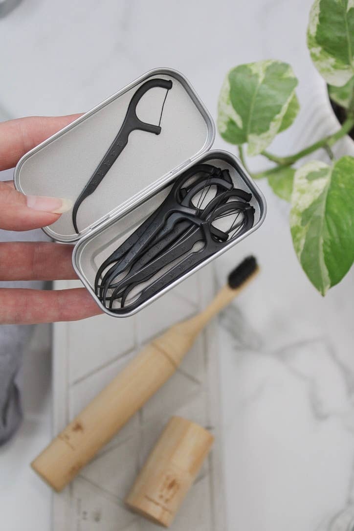 Me Mother Earth – Charcoal Dental Floss Picks 850029471653 Me Mother Earth - Charcoal Dental Floss Picks crude oil - image 4
