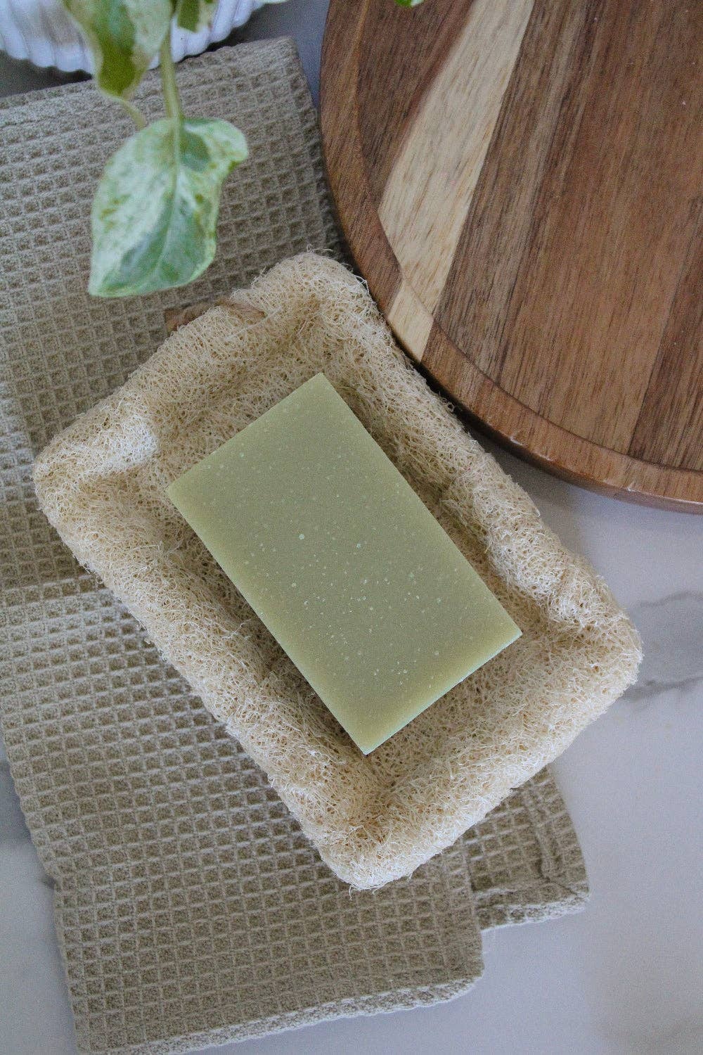 Me Mother Earth – Natural Loofah Soap Dish 850046923326 Me Mother Earth - Natural Loofah Soap Dish whole loofah plant - image 3