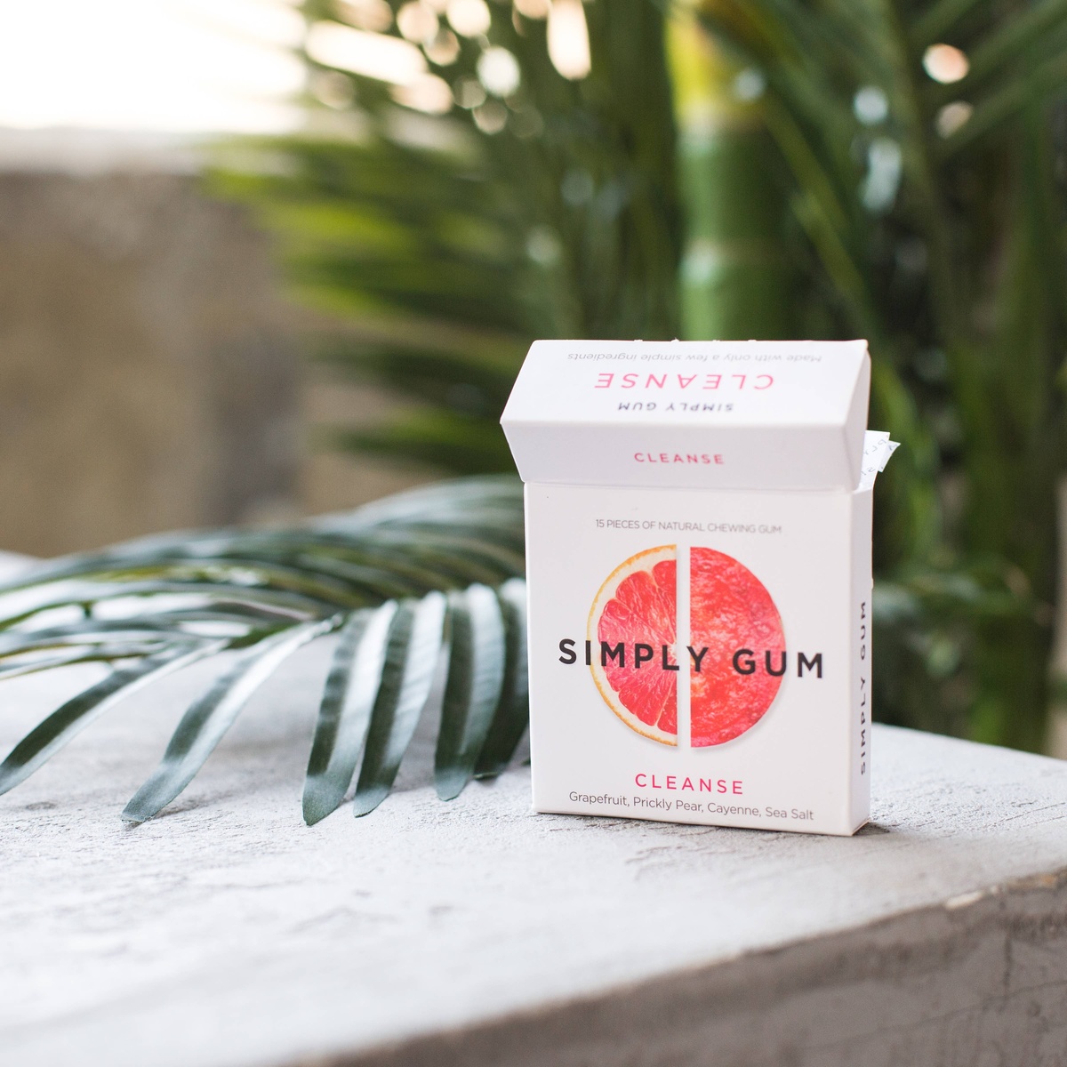 Simply Gum chicle instead of a synthetic gum base - image 13
