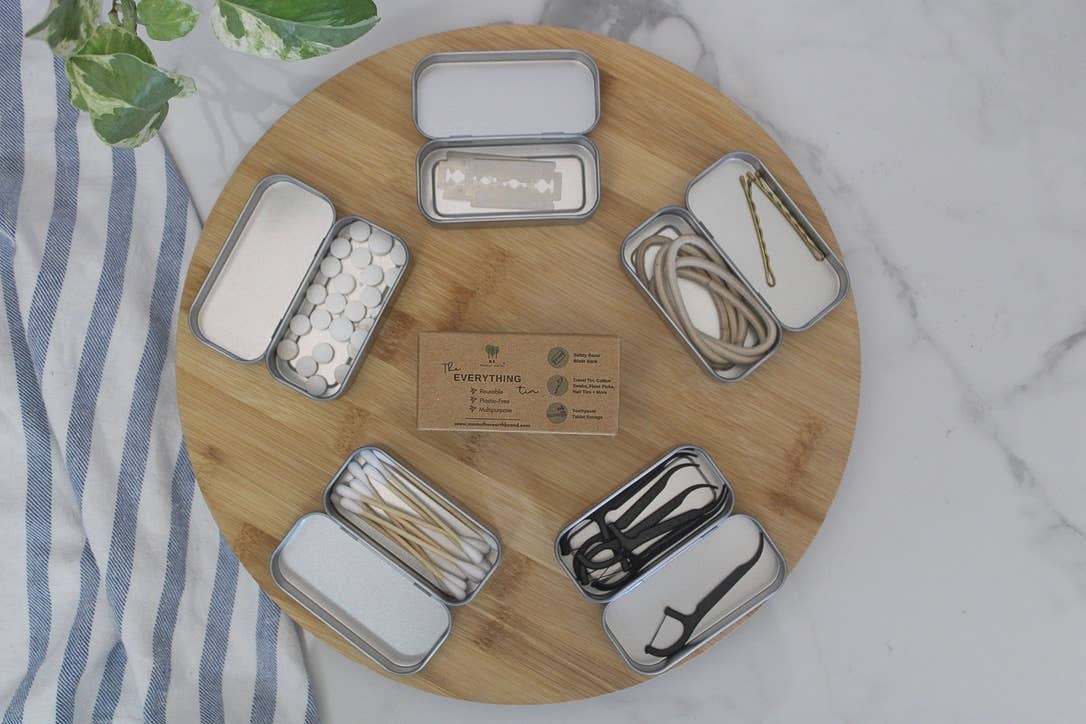 Me Mother Earth – The “Everything” Travel Tin + Blade Bank 850046923302 Me Mother Earth - The "Everything" Travel Tin + Blade Bank reusable - image 2
